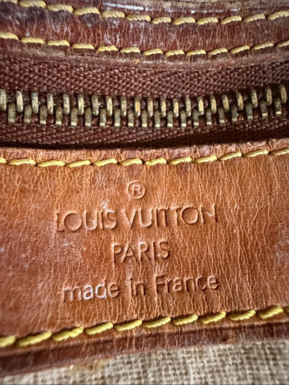 Authentic Louis Vuitton monogram vintage Louis Vuitton bucket shoulder bag